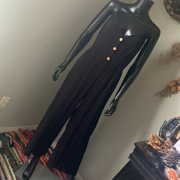 Derek Heart Pants - Derek Heart Black jumpsuit with Button Accents